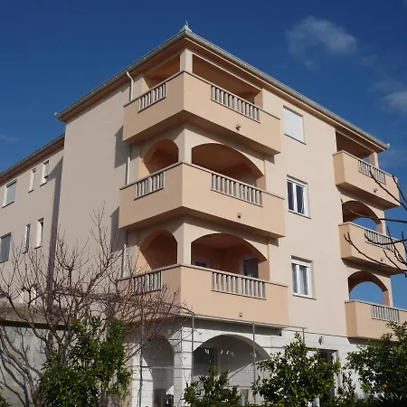 Apartment Nada *